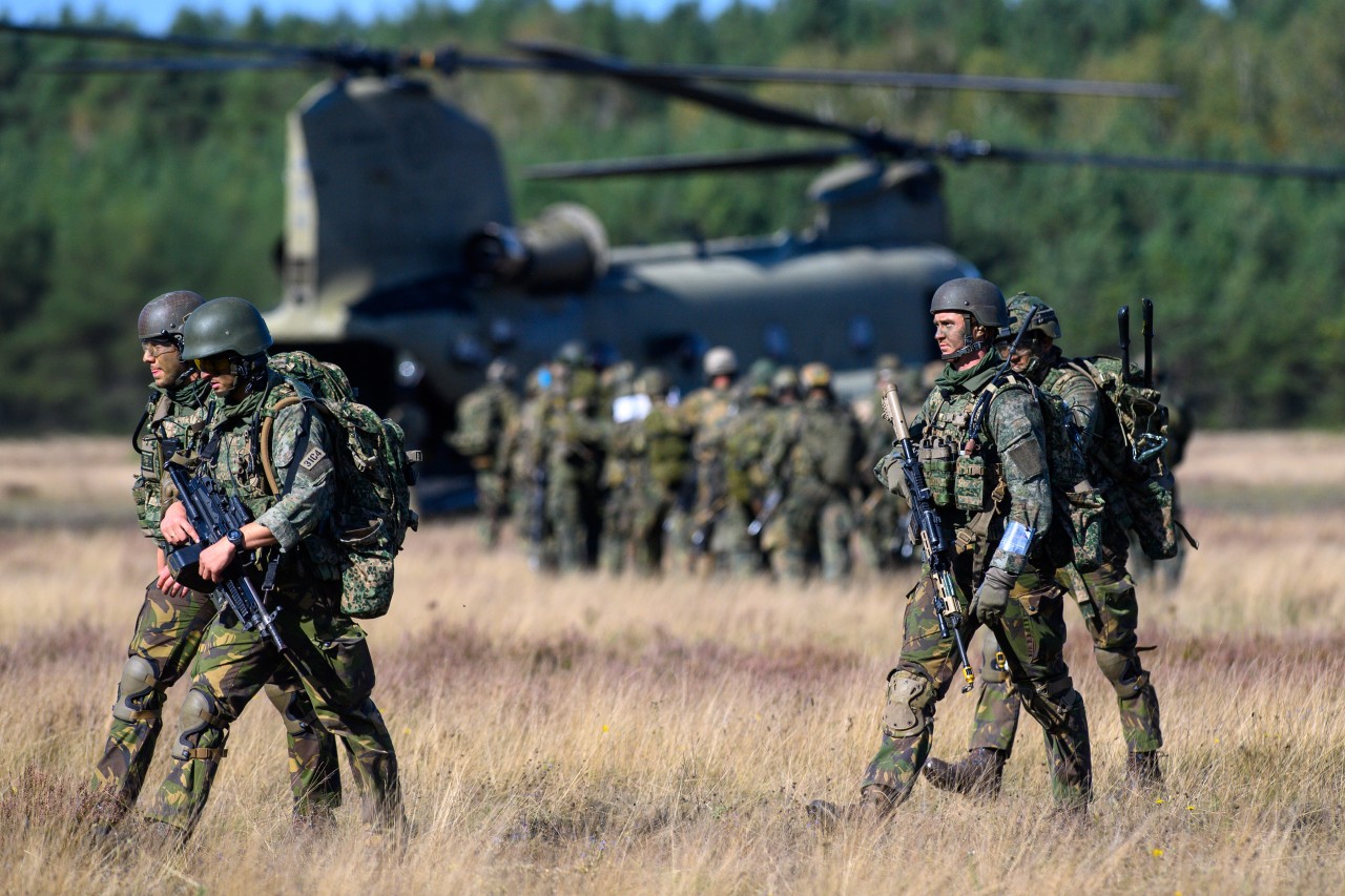 Der „Schnelle Adler“ bindet singesamt 1.200 Bundeswehrsoldaten und 300 freiwillige Teilnehmer. (Symbolbild)