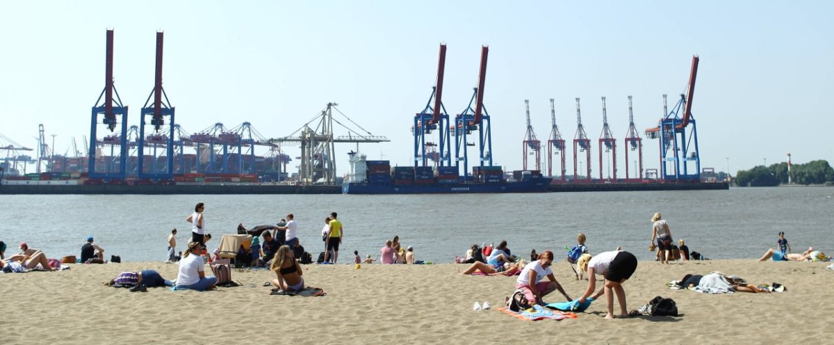 Hamburg Elbe.jpg