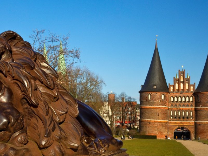 Lübeck Holstentor.jpg