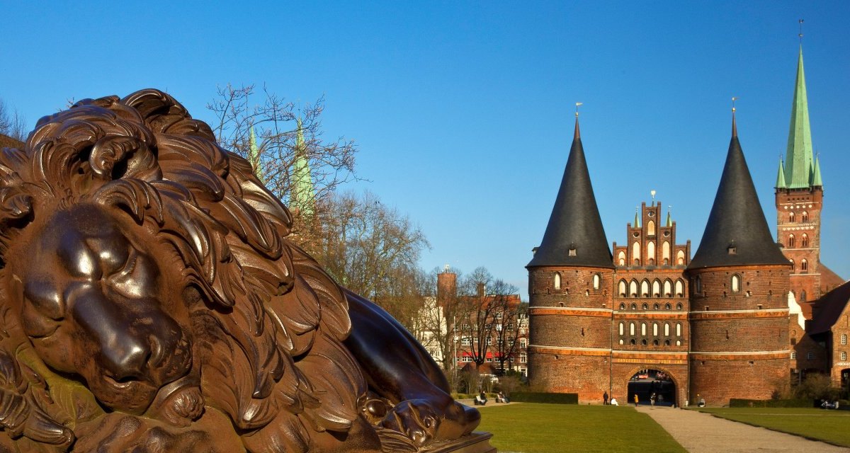 Lübeck Holstentor.jpg