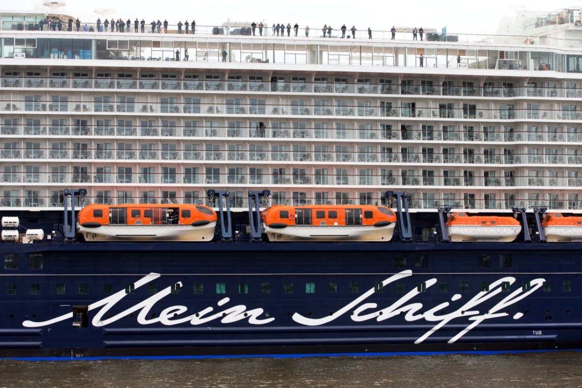 Mein Schiff.jpg