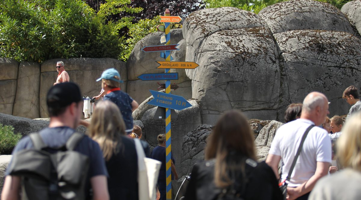 Besucher im Tierpark Hagenbeck