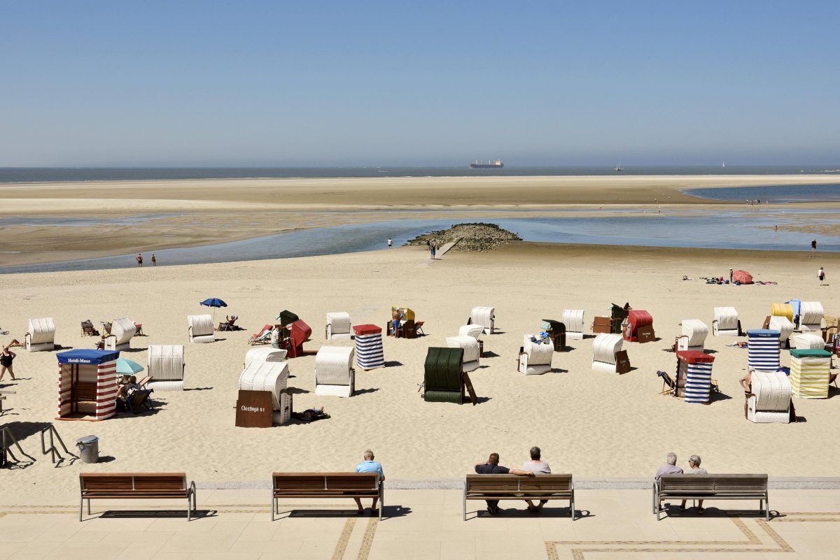 Nordsee-Urlauber auf Borkum