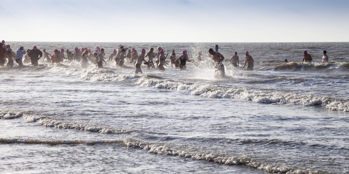 Traditionelles Neujahrs-Anbaden an der Nordsee, hier auf Norderney (Archivbild)