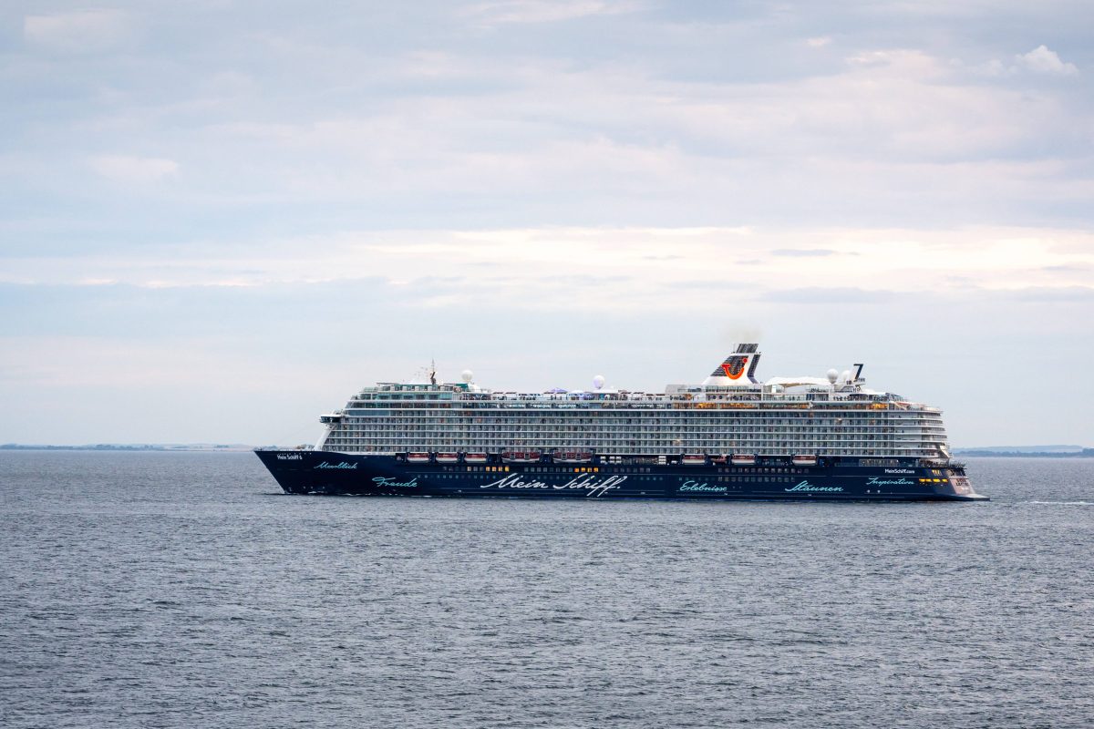 "Mein Schiff 6"