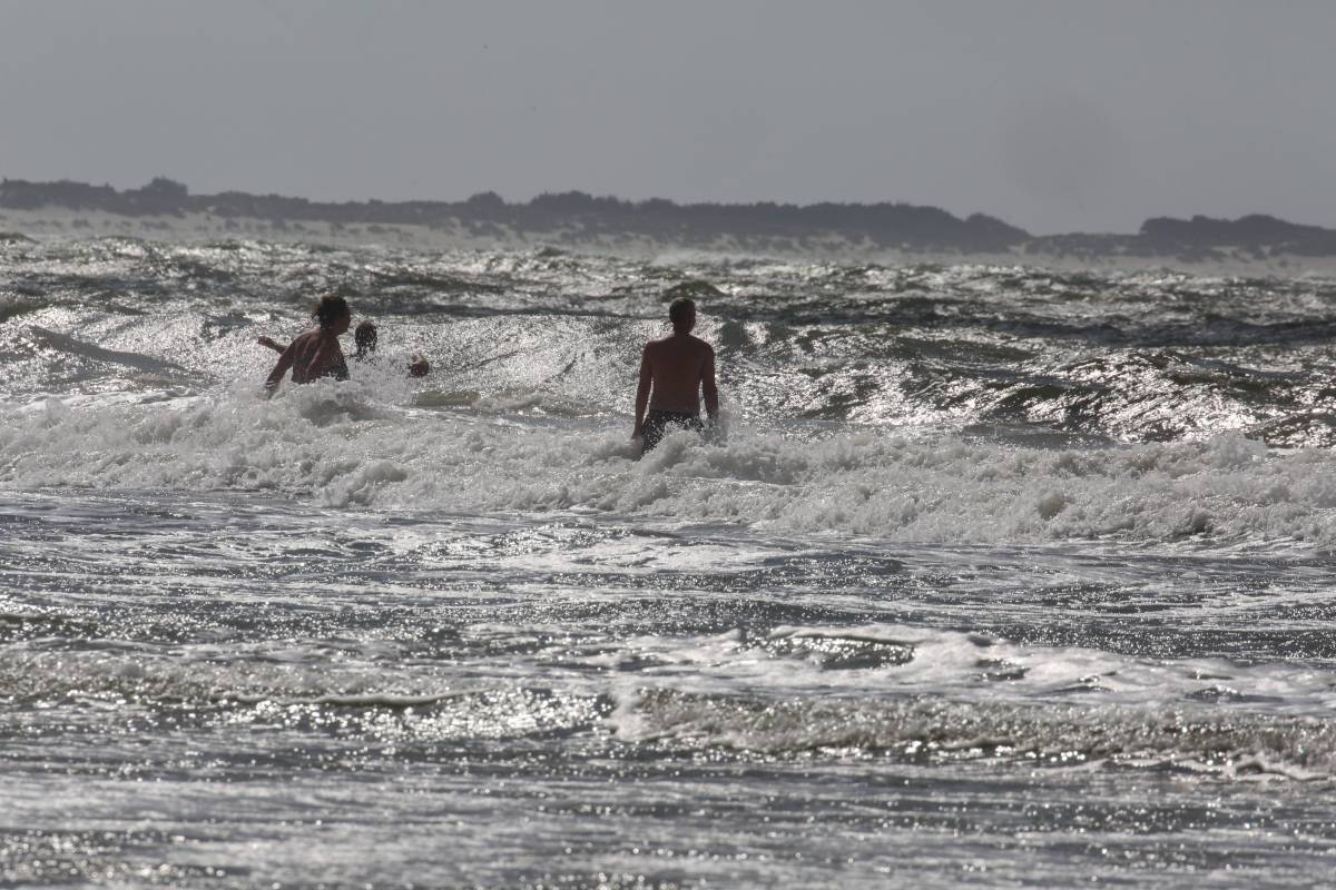 Kalte Erfrischung für hartgesottene in der Nordsee! (Symbolbild)