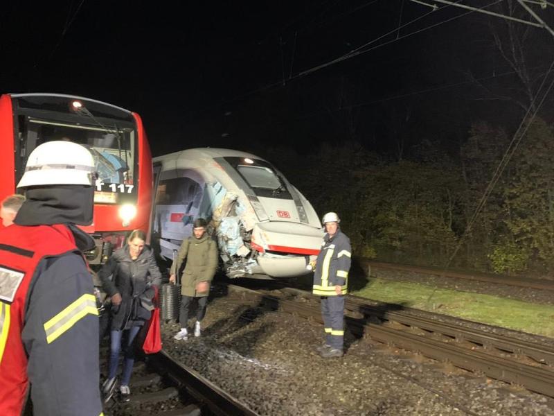 Kollision auf der Strecke von Hamburg nach Bremen!