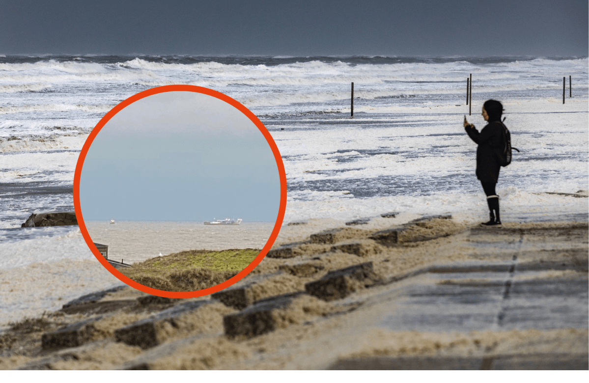 Dieses Schiff vor der Küste Norderney gibt vielen Urlaubern Rätsel auf.