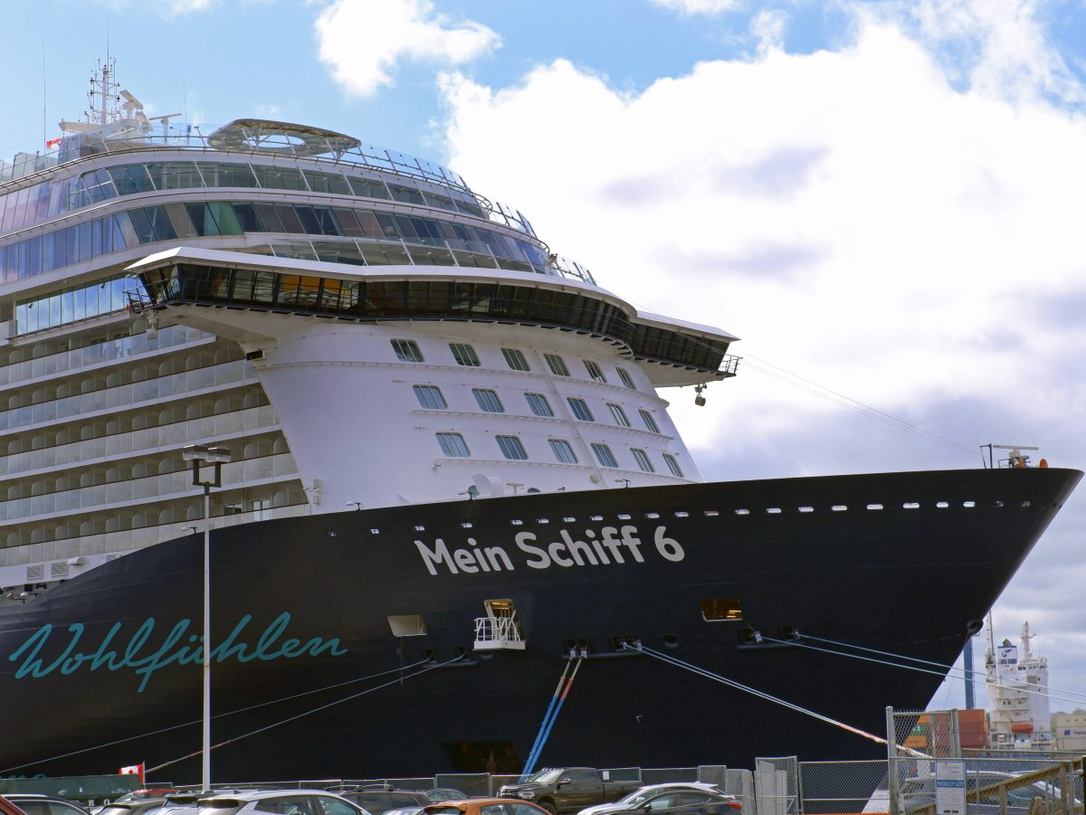 Kreuzfahrt "Mein Schiff" 6