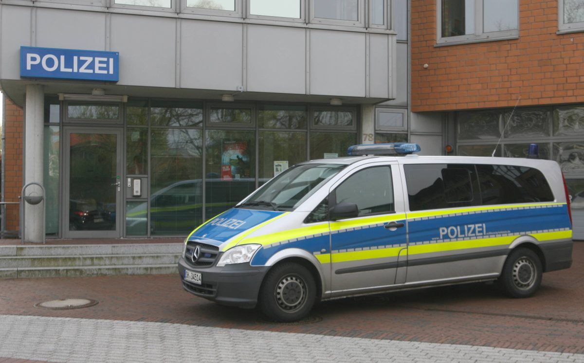 In Linz (Rheinland-Pfalz) stürmte ein Mann eine Polizeiwache. (Symbolfoto)