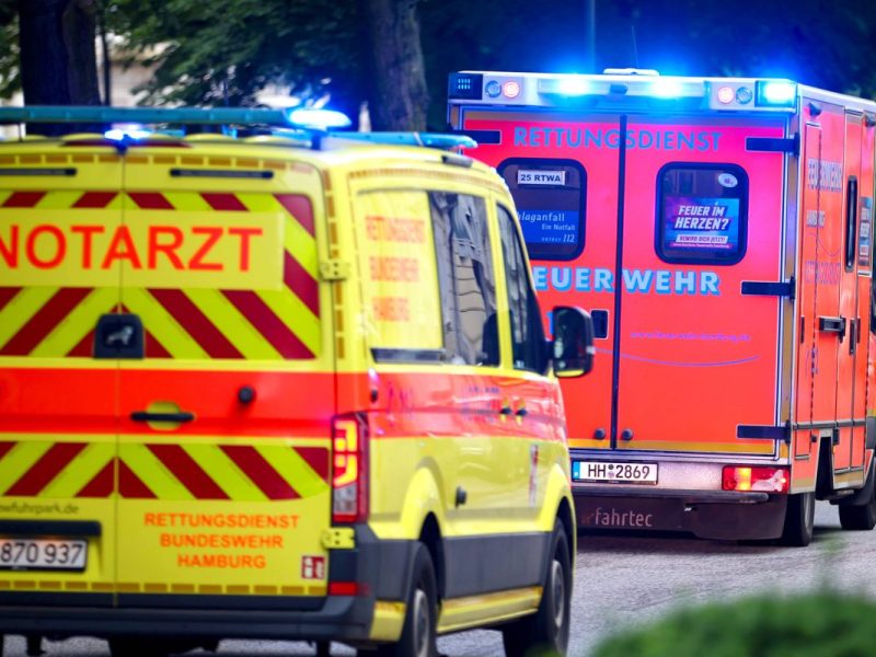 Ein Rettungswagen im Einsatz, Symbolbild