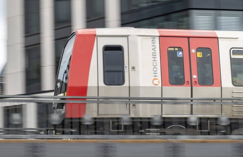 Eine U-Bahn in Hamburg, Symbolbild